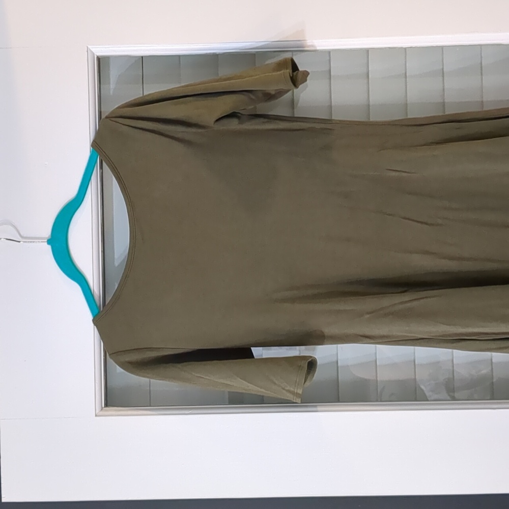 Indigenous Essential Boatneck Midi Dress with Pockets - Picture 3 of 6